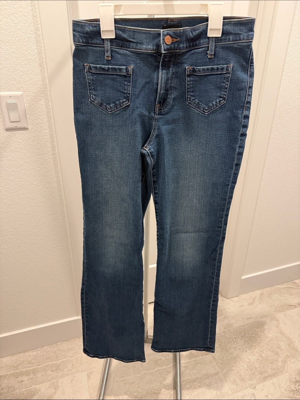 Women’s Express Mid-Rise Boot Cut Jeans